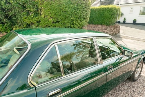 1991 Daimler Double Six Te koop (foto 194 van 240)