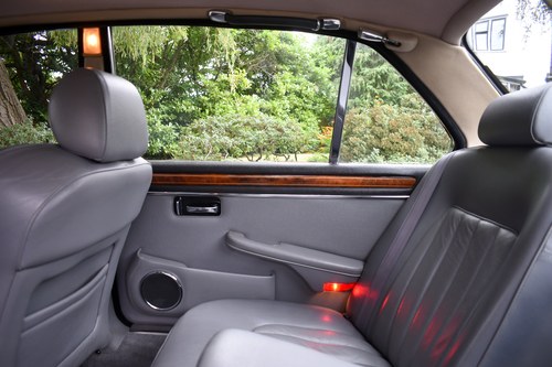 1991 Daimler Double Six Te koop (foto 48 van 193)