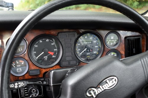 1991 Daimler Double Six Te koop (foto 26 van 193)