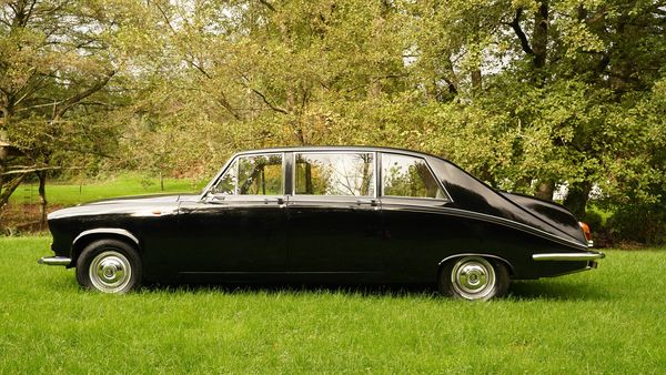 1985 Daimler Limousine 4.2 For Sale (picture :index of 25)