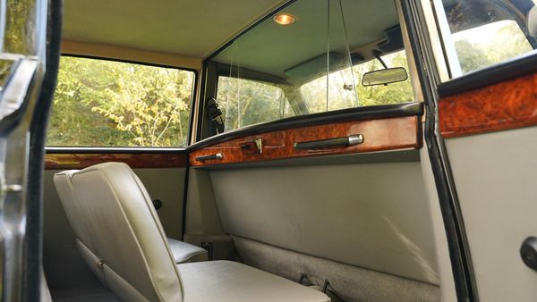 1985 Daimler Limousine 4.2 For Sale (picture :index of 51)