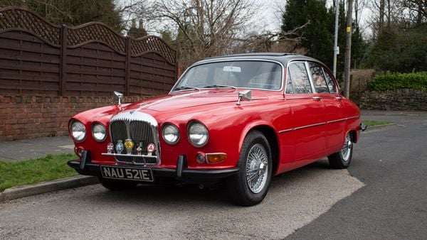 1967 Daimler Sovereign 420 For Sale (picture :index of 3)