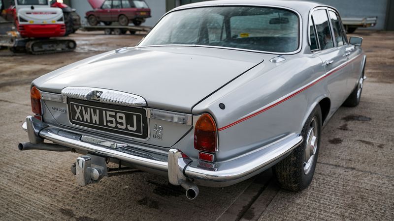 NO RESERVE - 1971 Daimler Sovereign 4.2L For Sale (picture :index of 19)