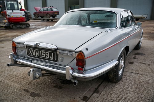 NO RESERVE - 1971 Daimler Sovereign 4.2L zum Verkauf (Bild 18 von 242)