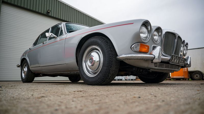 NO RESERVE - 1971 Daimler Sovereign 4.2L For Sale (picture :index of 4)