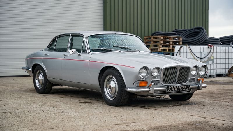 NO RESERVE - 1971 Daimler Sovereign 4.2L For Sale (picture 1 of 242)