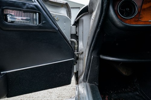 NO RESERVE - 1971 Daimler Sovereign 4.2L zum Verkauf (Bild 98 von 242)