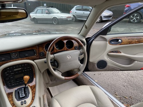 1998 Daimler Super V8 Supercharged LWB In vendita (immagine 41 di 111)