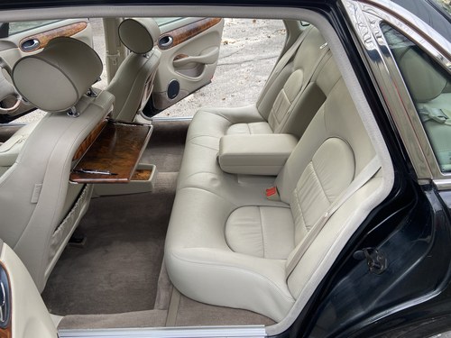 1998 Daimler Super V8 Supercharged LWB In vendita (immagine 48 di 111)