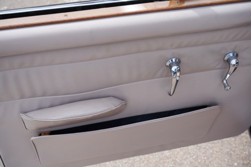 1968 Daimler V8 250 For Sale (picture 54 of 137)