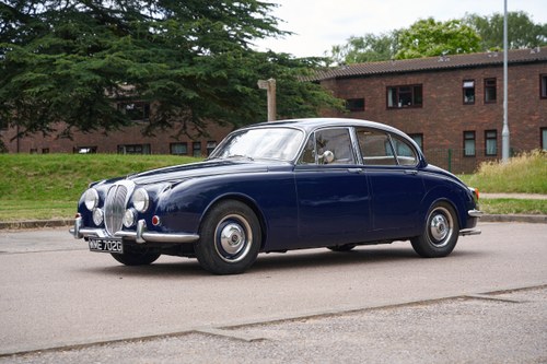 1968 Daimler V8 250 For Sale (picture 8 of 137)