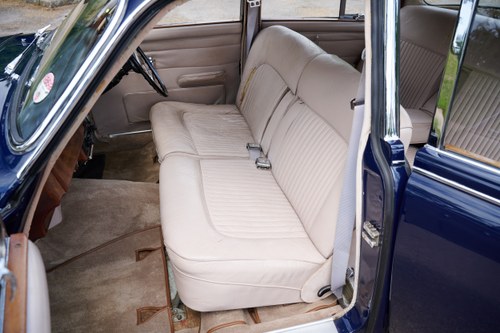 1968 Daimler V8 250 For Sale (picture 32 of 137)