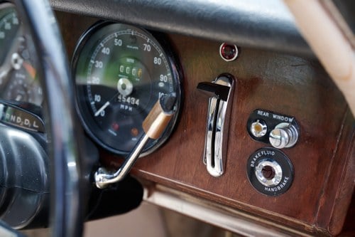 1968 Daimler V8 250 For Sale (picture 28 of 137)