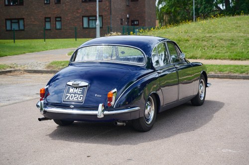 1968 Daimler V8 250 For Sale (picture 5 of 137)