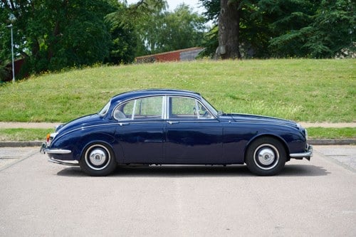 1968 Daimler V8 250 For Sale (picture 17 of 137)