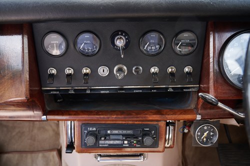 1968 Daimler V8 250 For Sale (picture 36 of 137)