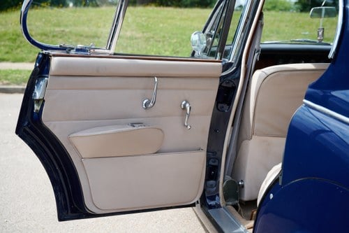 1968 Daimler V8 250 For Sale (picture 47 of 137)