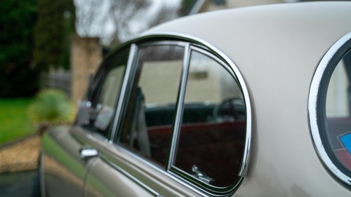 1968 Daimler V8-250 En venta (imagen 96 de 115)