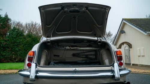 1968 Daimler V8-250 En venta (imagen 51 de 115)