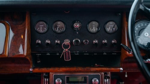 1968 Daimler V8-250 En venta (imagen 16 de 115)