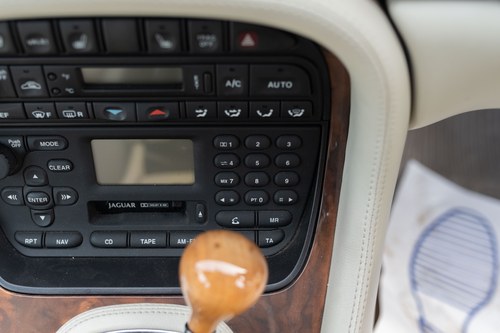 2000 Daimler Saloon V8 LWB à vendre (picture 75 of 158)