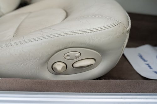 2000 Daimler Saloon V8 LWB à vendre (picture 91 of 158)