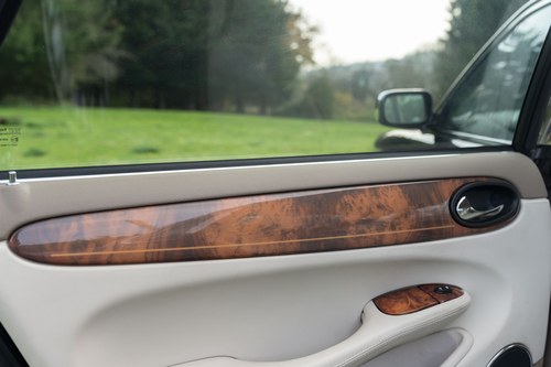 2000 Daimler Saloon V8 LWB à vendre (picture 102 of 158)