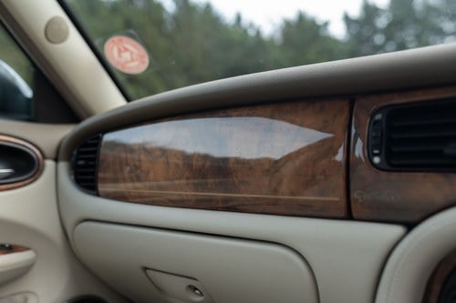 2000 Daimler Saloon V8 LWB à vendre (picture 71 of 158)