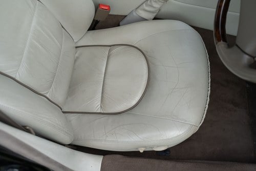 2000 Daimler Saloon V8 LWB à vendre (picture 32 of 158)