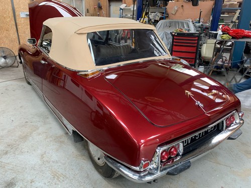 1967 Citroën DS21 convertible In vendita (immagine 126 di 133)