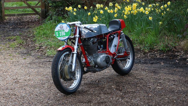 1968-73 Ducati Desmo 350 Racer In vendita (immagine 1 di 92)