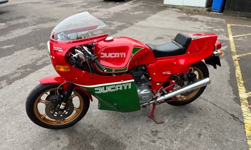 1982 Ducati 864cc Mike Hailwood Replica For Sale (picture 3 of 94)
