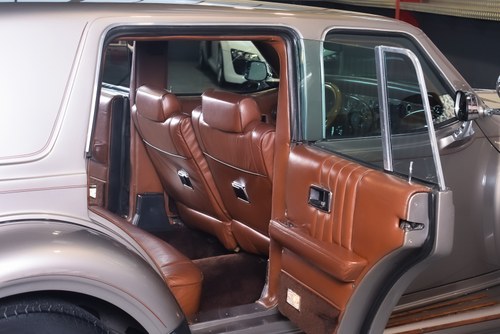 1990 Excalibur Series V Touring Sedan 305ci V8 For Sale (picture 54 of 102)