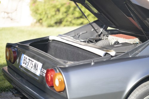 1989 Ferrari 328 GTB Te koop (foto 44 van 139)
