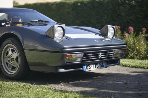 1989 Ferrari 328 GTB Te koop (foto 57 van 139)