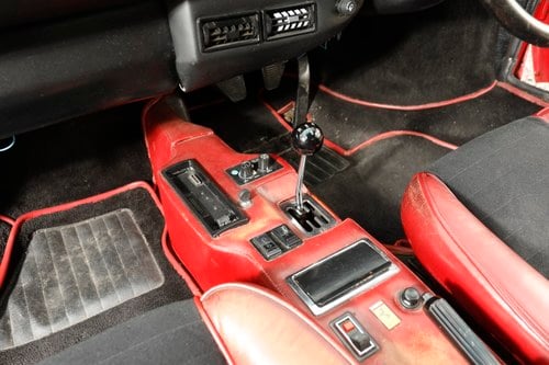 1980 Ferrari 308 GT4 Te koop (foto 79 van 184)