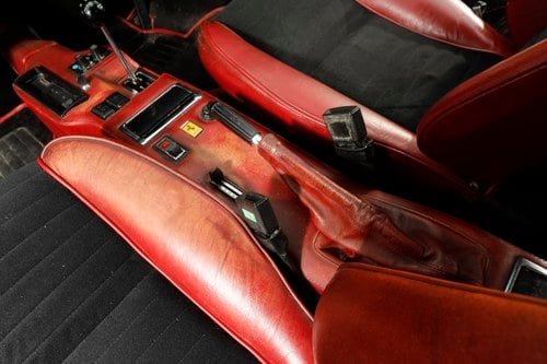 1980 Ferrari 308 GT4 Te koop (foto 81 van 184)