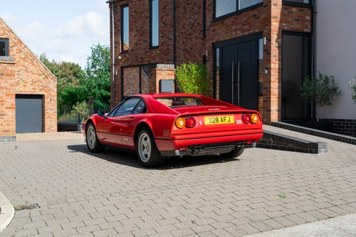 1986 Ferrari 328 V8 GTB For Sale (picture 5 of 154)