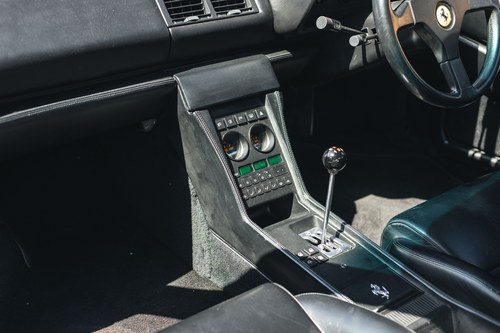 1993 Ferrari 348TB Te koop (foto 32 van 209)