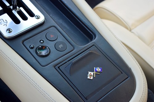 2001 Ferrari 550 Maranello LHD Te koop (foto 42 van 155)