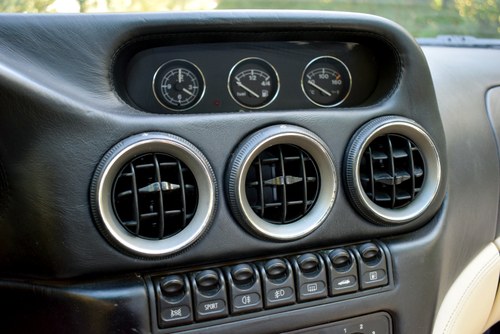 2001 Ferrari 550 Maranello LHD Te koop (foto 35 van 155)