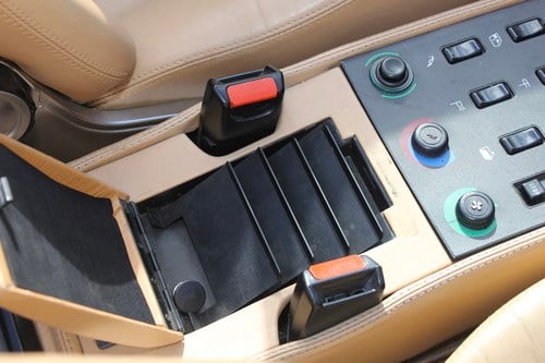 1985 Ferrari Mondial QV Cabriolet In vendita (immagine 70 di 177)