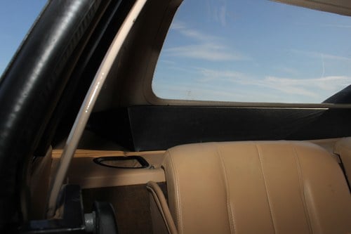 1985 Ferrari Mondial QV Cabriolet In vendita (immagine 74 di 177)