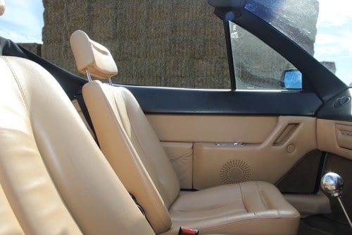 1985 Ferrari Mondial QV Cabriolet In vendita (immagine 65 di 177)