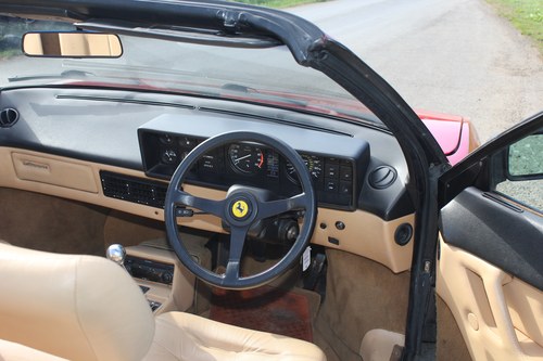 1985 Ferrari Mondial QV Cabriolet In vendita (immagine 62 di 177)