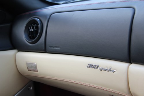 2002 Ferrari 360 Spider (Ex Frankie Dettori) In vendita (immagine 33 di 90)
