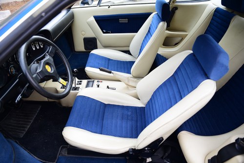 NO RESERVE - 1976 Ferrari 208 GT4 Dino zum Verkauf (Bild 23 von 99)