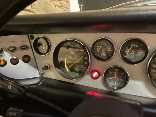 1976 Ferrari Dino 308 GT4 Te koop (foto 31 van 74)