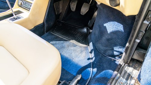 1993 Ferrari Mondial T In vendita (immagine 48 di 195)
