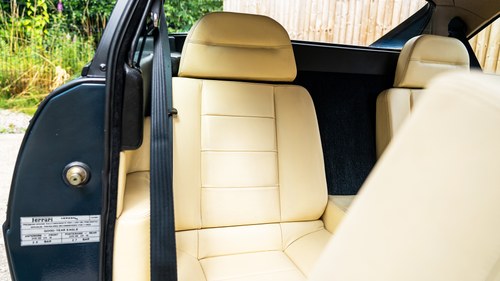 1993 Ferrari Mondial T In vendita (immagine 57 di 195)